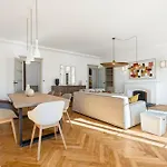 Apartment Renting - Victor - Historic Palace Luxury 3 Bedrooms *