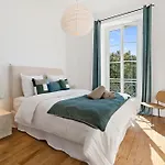 Renting - Victor - Historic Palace Luxury 3 Bedrooms Nice
