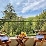 Sea View 2 Bedroom * Nice