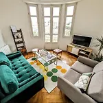 Cosy In Center Apartment Nice