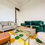 Cosy In Center Apartment Nice