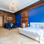 2P Dans Luxueuse Villa