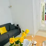 Iconic Flat * Nice