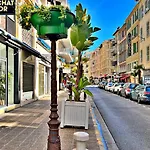 Le Golden Apartment *