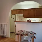 Charming Studio 50M De La Plage