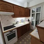 Apartment Charming 50m De La *