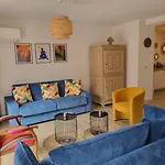 Magnifique T3, Spacieux, Lumineux Et Traversant Apartment *