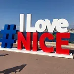 Wunderschoene Wohnung In Jugendstilvilla Am Hafen