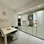 Doulce France Fshh Aparthotel 3*