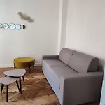Studio Ideally Located Nice City Center