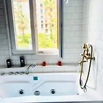 Apartment Spacious 5 Min To Sea
