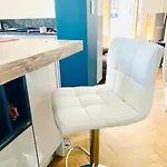 Spacious 5 Min To Sea Apartment Nice