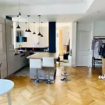 Apartment Spacious 5 Min To Sea