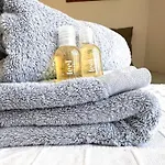 Pleasant Central Apartment With Balcony