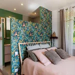 Private Room With Garden Pool And Sea View