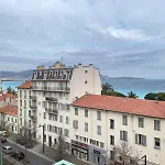 Studio En Face De La Plage Avec Une Vue Fantastique !