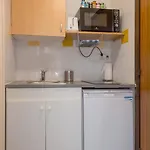 Le Petit Balcon Apartment