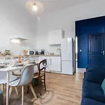 Apartment Noa House *