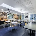 Adagio Centre Aparthotel 3*