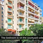 Nestor&Jeeves - Pantai - Near Beach - Balcony