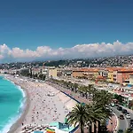 Nestor&Jeeves - Palais Lascaris - Port