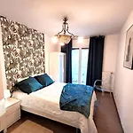 Large T2 50M From The Beaches