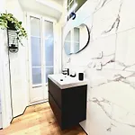 B Ot Maison Barillerie - Old Town - Promenade Des Apartment *