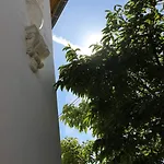 Apartment Explore From Our Cozy & Quiet 2br Aptparking Nice