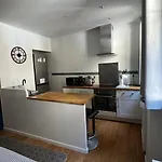 Coquette Studio Yourhostelper