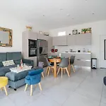 Cosy 4 Pieces Clim Terrasse Jacuzzi