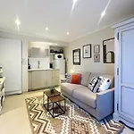 Studio Cosy Avec Jardin Privatif - Carabacel, Nice