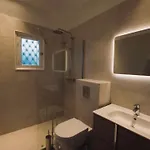 Prestigieuse Avec Piscine Privee Au Coeur De Nice