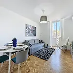 Apartment 3 Air-conditioned With Unobstructed View