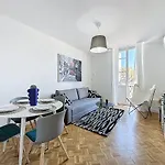 Apartment 3 Air-conditioned With Unobstructed View