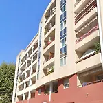 Sunny Studio With Terrace