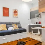 Charme Nicois Avec Terrasse En Ville