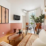 New! Remodeled In The Heart Of Nice, 3 Min, 2br, Ac, Elevator, Amazing Little Terrace, Location! Apartment Nice