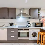 Quai Apartment