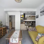 Apartment Air-conditioned Near Liberation District Nice