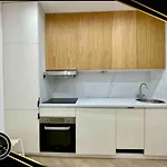 Beautiful Apartment Near City Center!