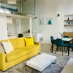 Apartment Old Town Prime, 1 Min & Massena Square, Nice