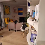 Appartamento Zona Porto A 10 Mn A Piedi Dal Mare