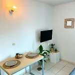Charming With Swimming Pool Apartment Nice
