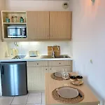 Apartment Charming With Swimming Pool *