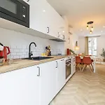 Apartment Large & Confort 2 Bdr Renovated