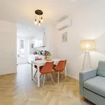 Large & Confort 2 Bdr Renovated * Nice
