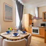 Charming Flat, Fully Equipped, Air Conditioning, Only 300m - La Loge Apartment