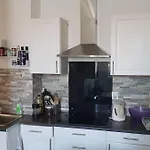 Charming 2-room In Saint Jean D'angely District Nice