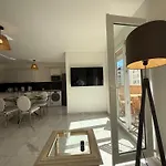 Magnifique 3 Pieces A 100m De La Apartment