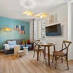Renting - Clemenceau - Riviera Cocoon Calm Elegance Design Apartment Nice